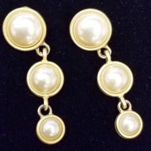 Matte gold pearl drop earrings